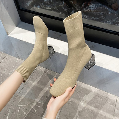 Kahes värvitoonis läikiva kontsaga naiste vabaajasaapad uus mudel