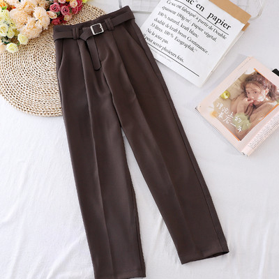 Női egyenes nadrág magas derékkal és övvel