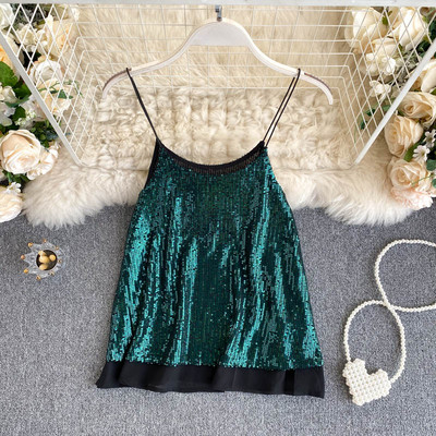 Modern női felső vékony pántokkal és flitterekkel