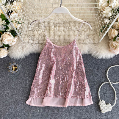 Modern női felső vékony pántokkal és flitterekkel