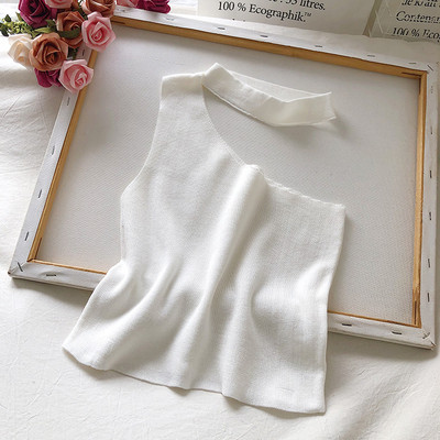 Modern felső egy pánttal