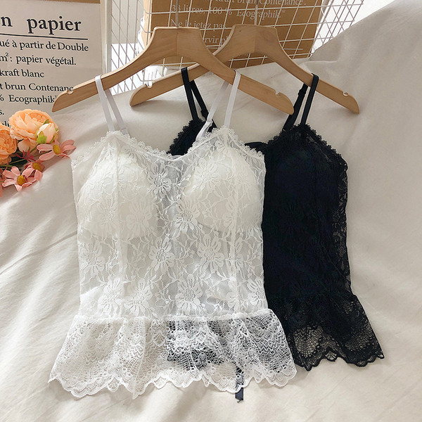 Csipke felső vékony pántokkal