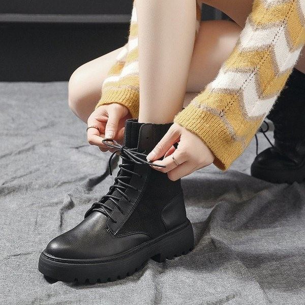 Alkalmi női bőr téli csizma