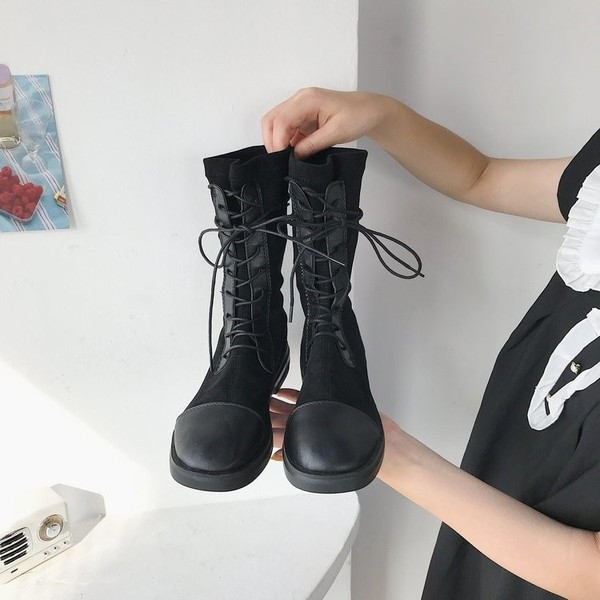 Női csizma lapos talppal, öko velúr elemmel