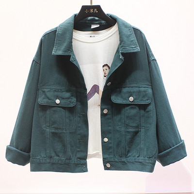 Moodne taskute ja pikkade varrukatega naiste teksajakk