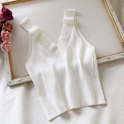 Alkalmi női felső, kordbársony dzsörzéből, V-nyakkal