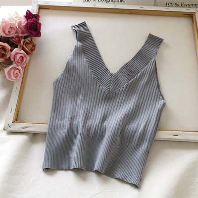 Alkalmi női felső, kordbársony dzsörzéből, V-nyakkal