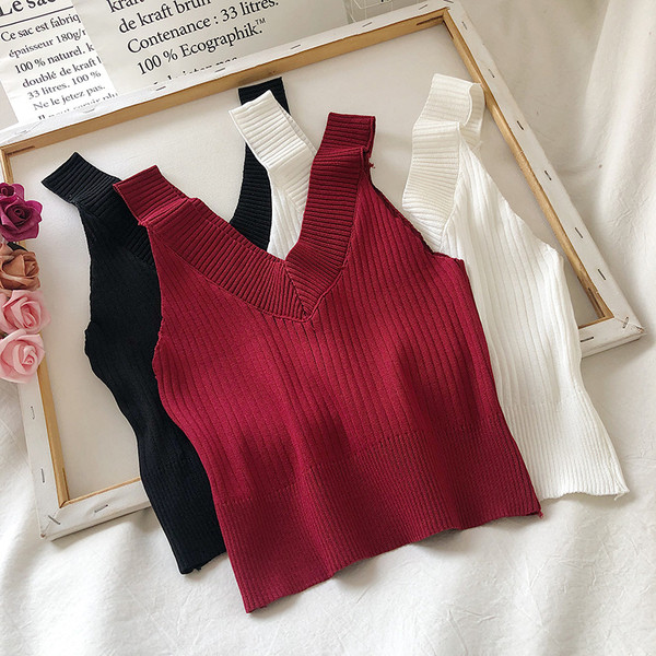 Alkalmi női felső, kordbársony dzsörzéből, V-nyakkal