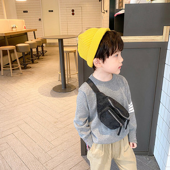 Актуална детска чанта за през рамо с два джоба