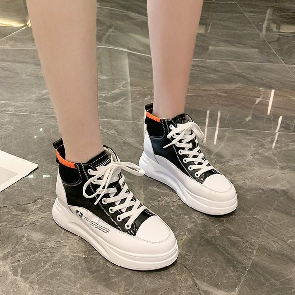 Νέο μοντέλο γυναικεία αθλητικά παπούτσια με κορδόνια