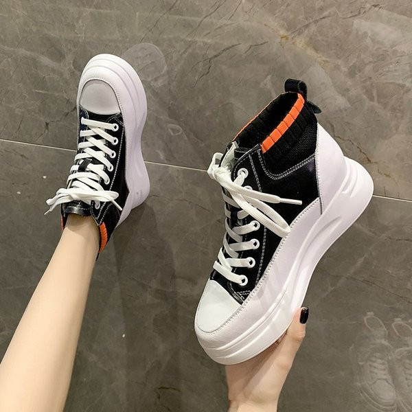 Νέο μοντέλο γυναικεία αθλητικά παπούτσια με κορδόνια