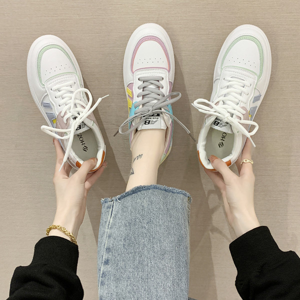 Νέο μοντέλο γυναικεία αθλητικά παπούτσια από έκο δέρμα με κορδόνια