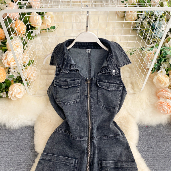 Γυναικεία ολόσωμη φόρμα τζιν με φερμουάρ και κλασικό κολάρο - μαύρο χρώμα