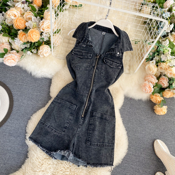 Γυναικεία ολόσωμη φόρμα τζιν με φερμουάρ και κλασικό κολάρο - μαύρο χρώμα