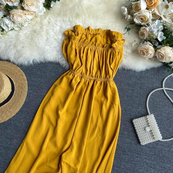 Γυναικεία ολόσωμη φόρμα - σε στυλ μπουστάκι