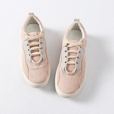 Casual γυναικεία αθλητικά παπούτσια από οικολογικό σουέτ και επίπεδη σόλα