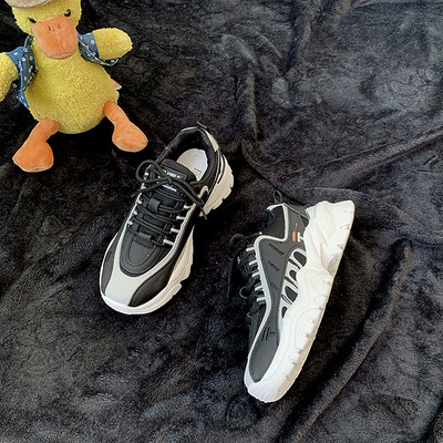 Νέο μοντέλο γυναικεία αθλητικά παπούτσια με τραχιά σόλα