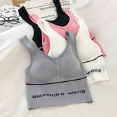 Napi női felső, széles pántokkal és hímzett felirattal