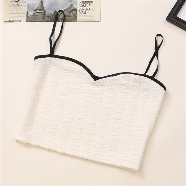 Praegune lühike õhukeste rihmadega naiste topp