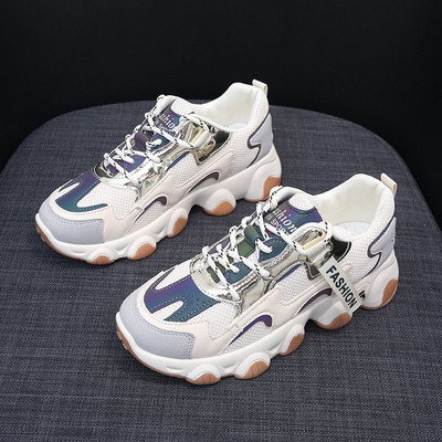 Νέο μοντέλο γυναικεία αθλητικά παπούτσια - με τραχιά σόλα και κορδόνια