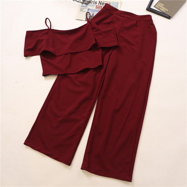 Moodne naiste komplekt kahest osast - püksid ja topp