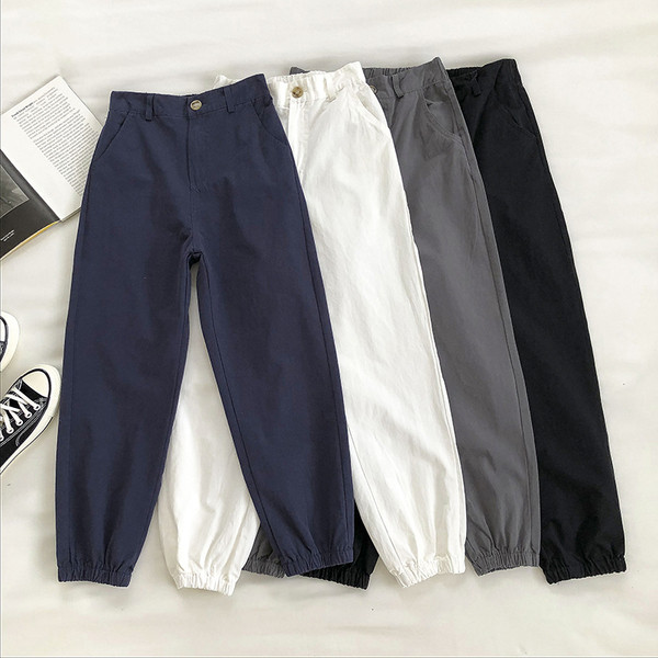 Új gombos női nadrág modell