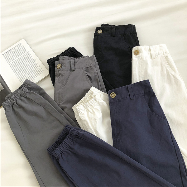 Új gombos női nadrág modell