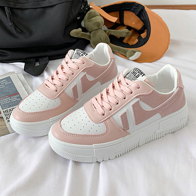 Uus mudel vabaaja naiste tossud embleemiga