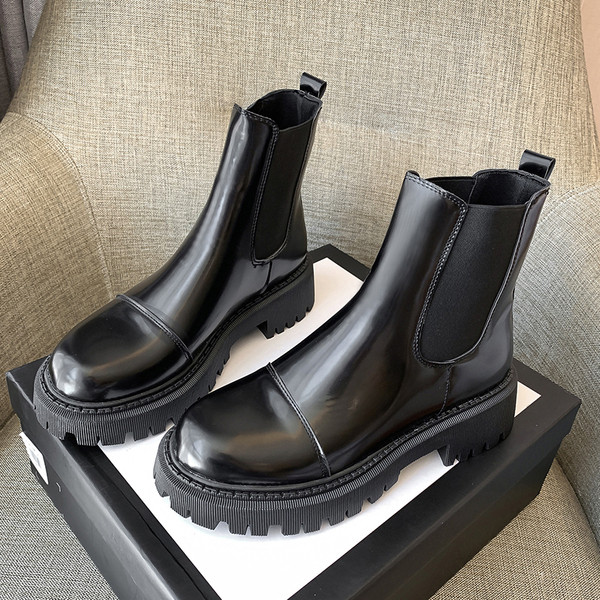 Έκο δερμάτινες  γυναικείες μπότες 