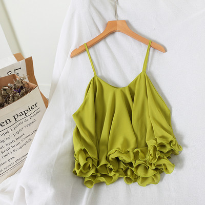 Lai peenikeste rihmadega naiste topp