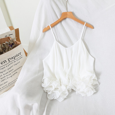 Lai peenikeste rihmadega naiste topp