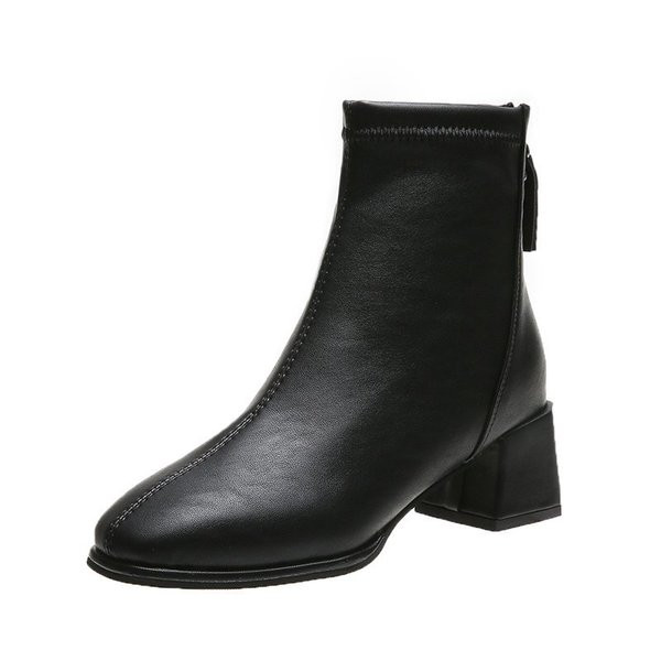 Μοντέρνες γυναικείες μπότες από οικολογικό δέρμα με τετράγωνη φτέρνα