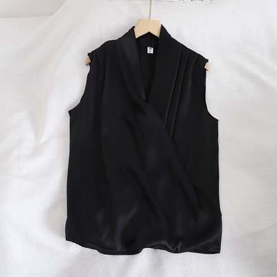 Νέο μοντέλο γυναικείο αμάνικο με ντεκολτέ 