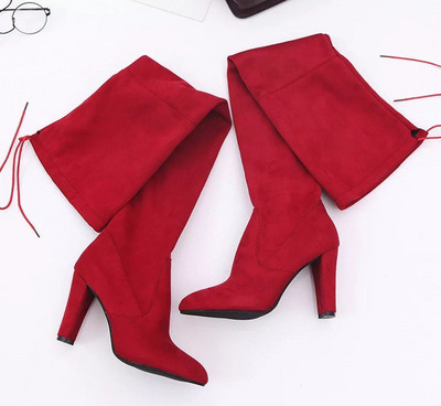 Ψηλές γυναικείες μπότες από eco suede