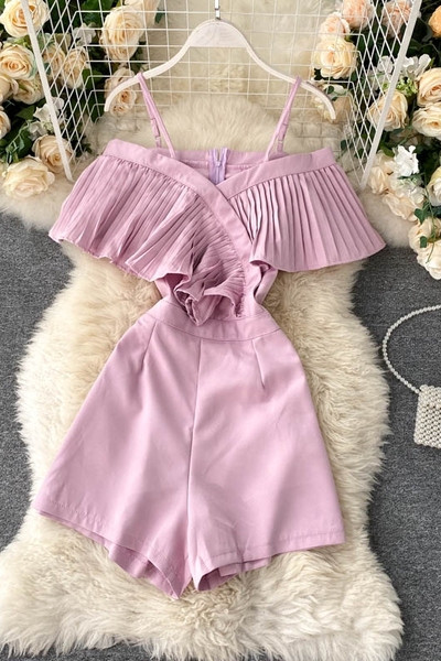 Stiilne naiste lühike kombinesoon V-kaelusega ja õhukeste rihmadega