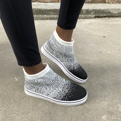 Νέο μοντέλο πάνινα παπούτσια με επίπεδη σόλα