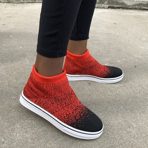 Νέο μοντέλο πάνινα παπούτσια με επίπεδη σόλα