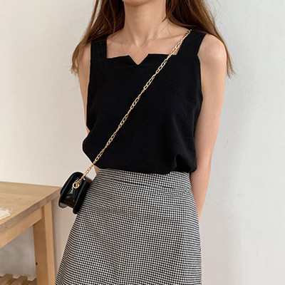 Καθημερινό μοντέρνο γυναικείο αμάνικο