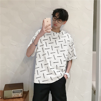 Ανδρικό μπλουζάκι με κοντά μανίκια και επιγραφές