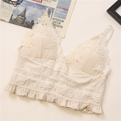 Moodne naiste lühike pitsi ja õhukeste rihmadega topp