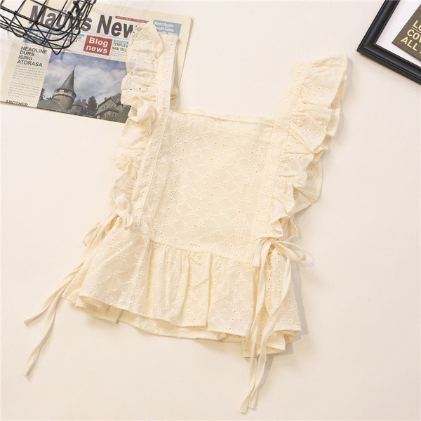 Aktuális női felső szögletes nyakkivágással és megkötővel