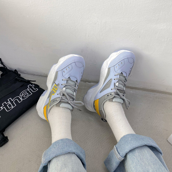 Νέο μοντέλο γυναικεία αθλητικά παπούτσια σε μπλε χρώμα