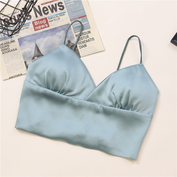 Stiilne peenikeste rihmadega naiste rinnahoidja