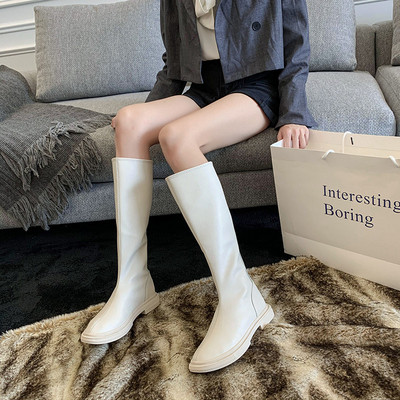 Naiste moodsad lameda tallaga saapad