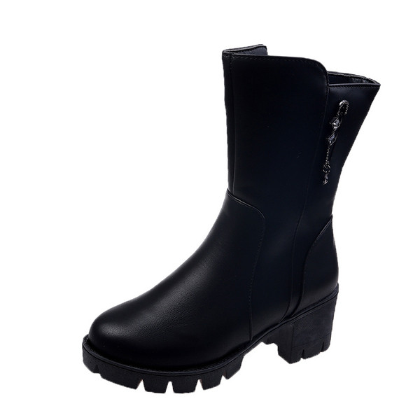 Peidetud platvormiga nahast naiste saapad