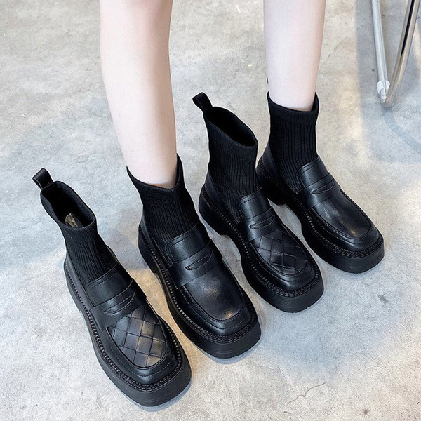 Naiste kaasaegsed saapad ökonahast sokitüüpi musta värvi