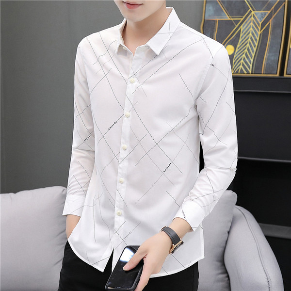 Κομψό ανδρικό πουκάμισο με κουμπιά και μακριά μανίκια
