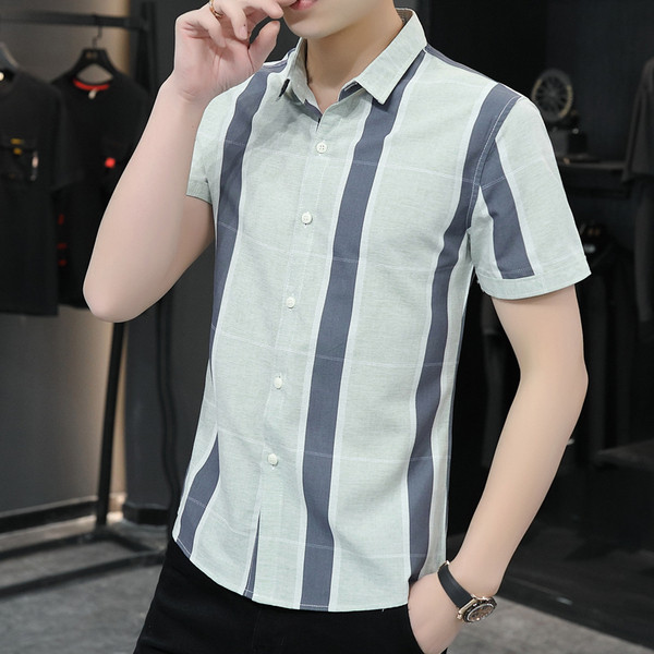 Új modell férfi ing rövid ujjal és klasszikus gallérral