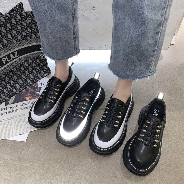 Νέο μοντέλο γυναικεία αθλητικά παπούτσια έκο δερμάτινα με κορδόνια