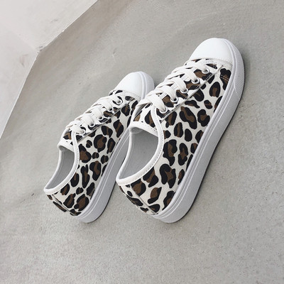 Casual γυναικεία αθλητικά παπούτσια με άνιμαλ πριντ
